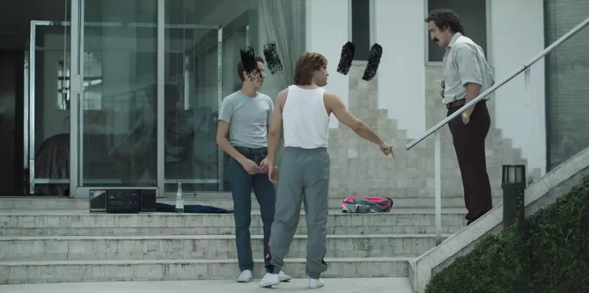 Luis-Miguel-ep-03-09