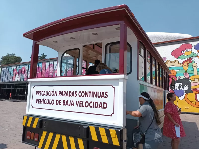 tranvia-ipn-zacatenco.jpg