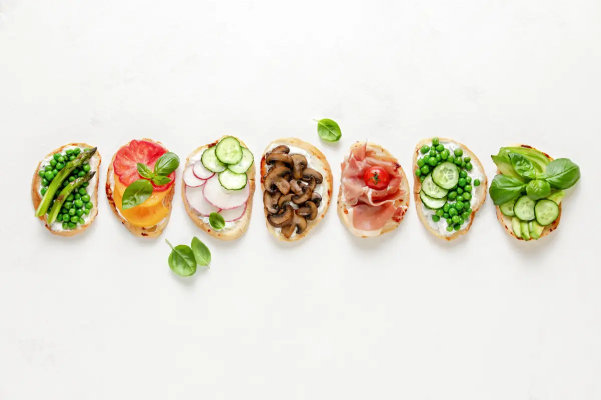 Toasts con diferentes toppings para cualquier ocasión 