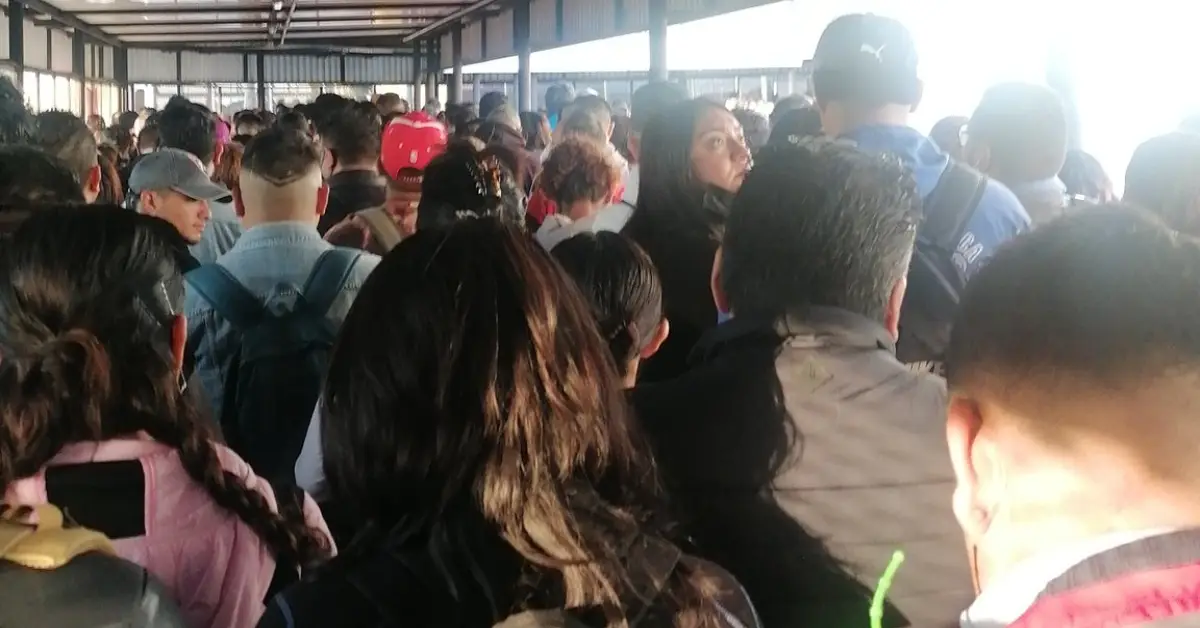 Línea 9 del Metro hoy