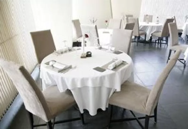 Importantes locales de la ciudad de México son clausurados temporalmente debido a la emergencia sanitaria.