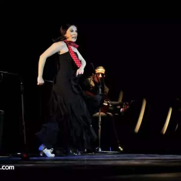 Mercedes Amaya La Winy