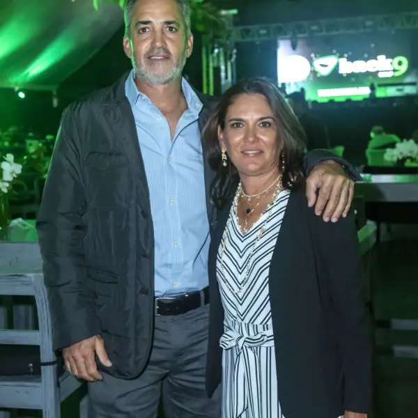 Rafael Ríos y Karla Rábago.jpg