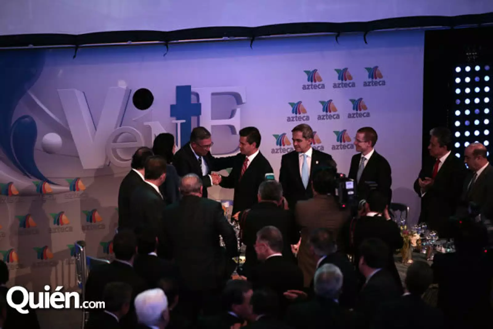 María Laura Medina de Salinas,Ricardo Salinas Pliego,Enrique Peña Nieto,Miguel Ángel Mancera,Mario San Román