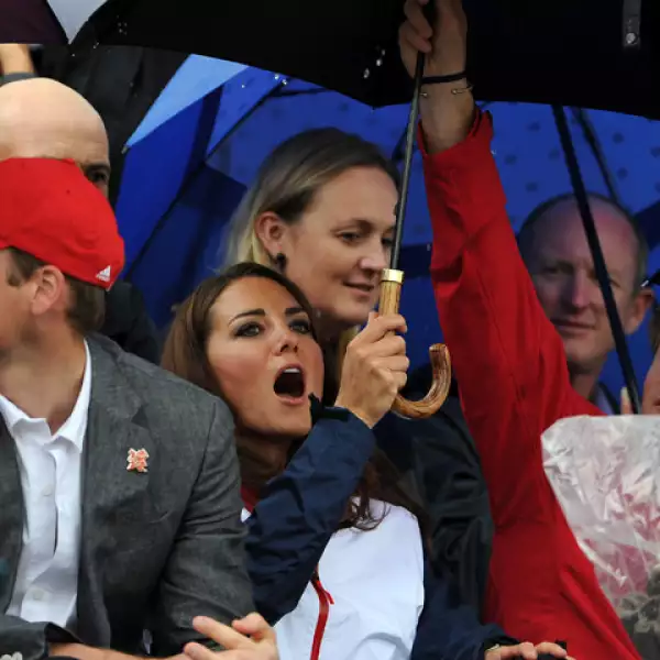 Las competencias hípicas son las que no se ha perdido, en gran parte porque está su familiar política, Zara Phillips, quien por cierto ganó medalla de plata en la competencia por equipos.