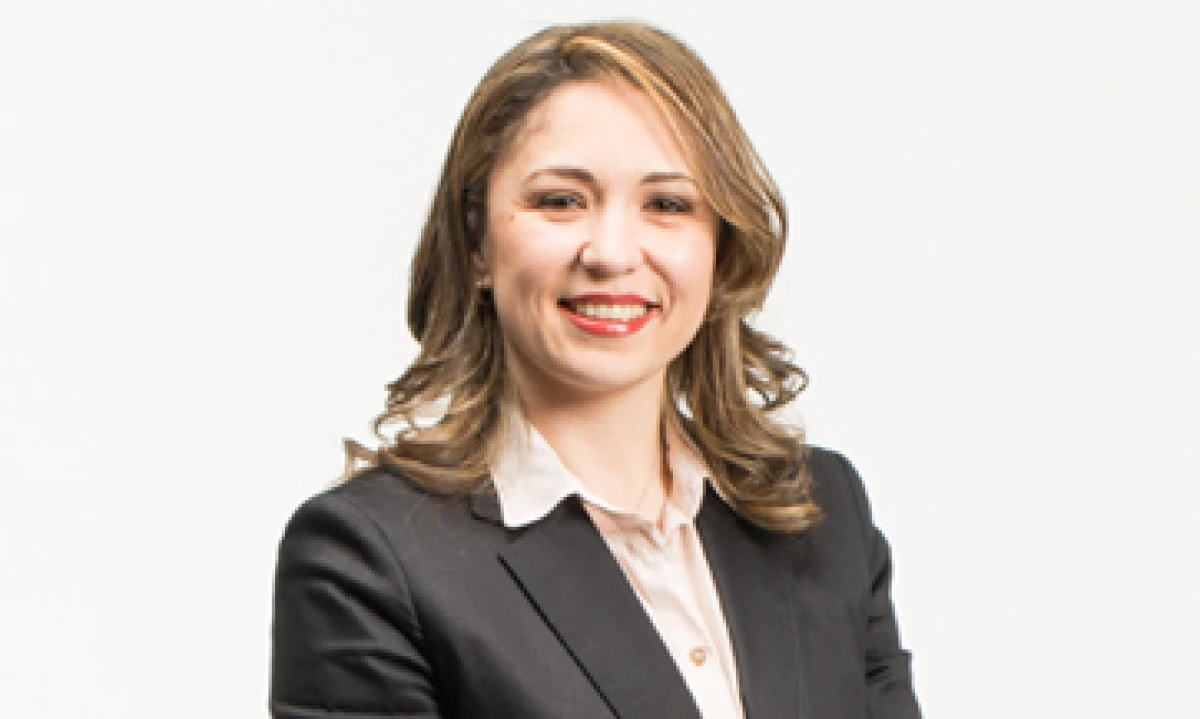 “Intento ser mediadora y hacer que el trabajo salga bien en equipo. Todos necesitamos de todos”, dice Marcela Rodríguez Leal de Banorte, una de las 30 promesas en los 30 edición 2013 de la revista Expansión. (Foto: Dayan Jiménez/ Jorge Garaiz)