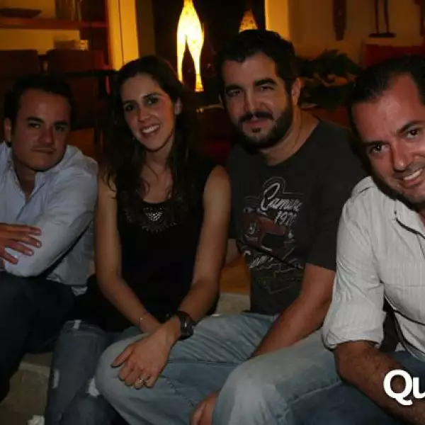 Fiesta de Fernando Lebrija por sus 2 diosas de plata