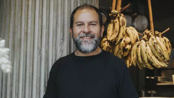 Retrato del chef mexicano Enrique Olvera. 