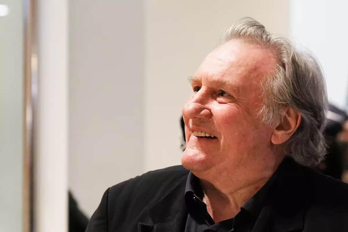 Gérard Depardieu se defiende: niega agresión sexual en juicio