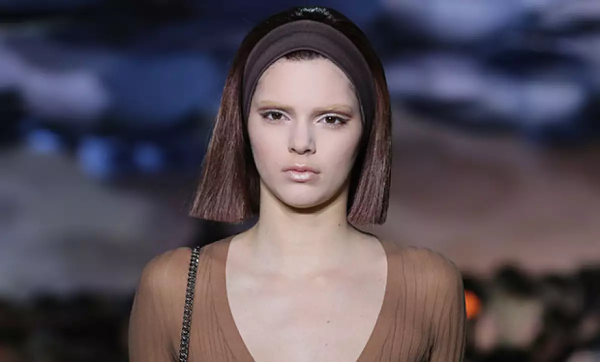 Kendall cambia radicalmente cuando adopta este look.