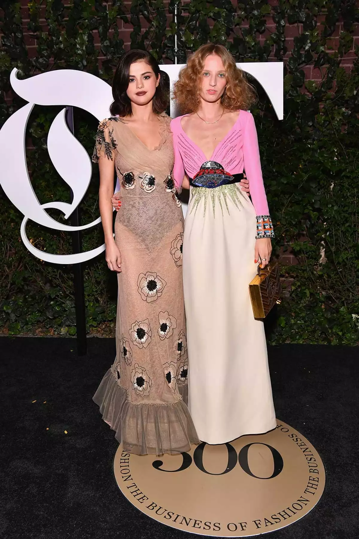 Selena Gomez dio unfollow a Petra Collins