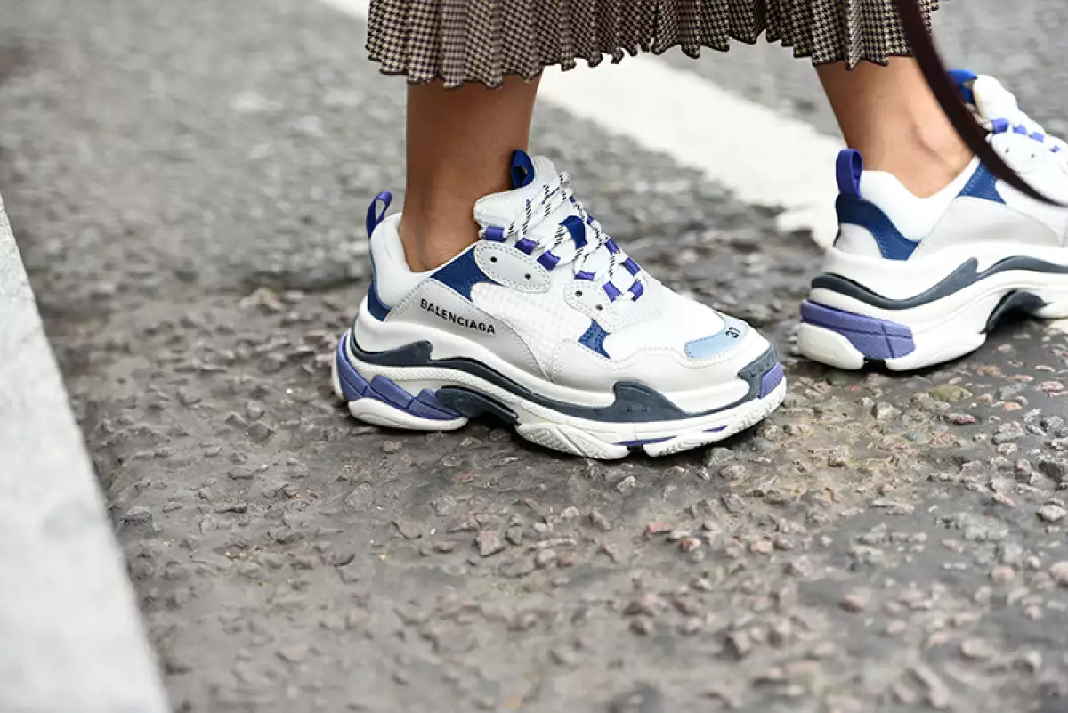 Street Style, Spring Summer 2019, London Fashion Week, UK - 14 Sep 2018