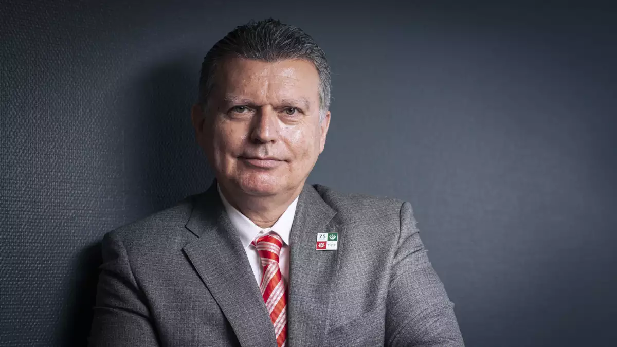 Eric Mayoraz, embajador de suiza en Mexico y Belice, habló con Expansión sobre la relación entre el país y la nación latinoamericana. México y Suiza están celebrando el 75 aniversario de su relación diplomática. En la entrevista, Mayoraz explica que la relación entre México y Suiza va mucho más allá del negocio y que temas como la educación técnica dual y la democracia directa están en el centro de la discusión.