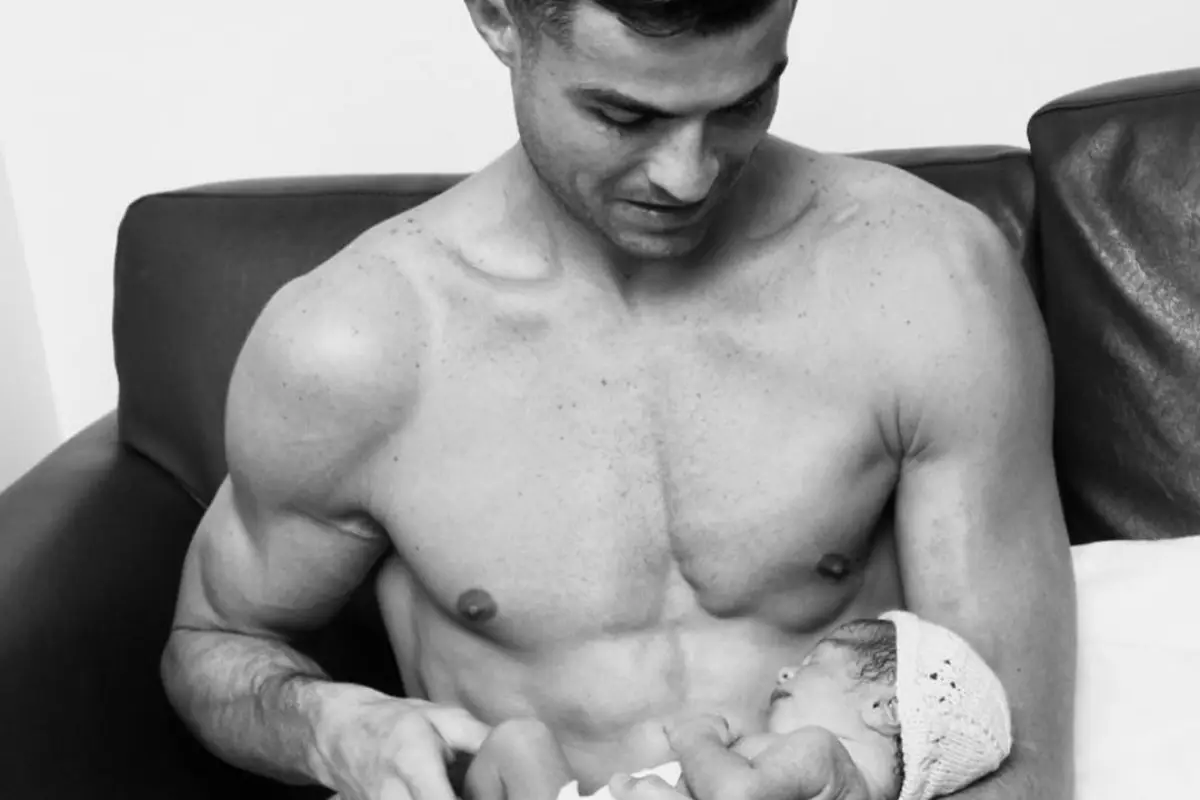 Cristiano Ronaldo y su hija