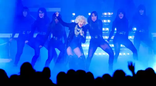 La cantante interpretó temas de su más reciente disco.
