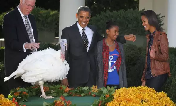 Obama con sus hijas Malia y Sasha.