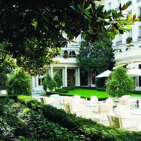 Alrededor del hotel hay galerías de arte, boutiques y los mejores restaurantes.