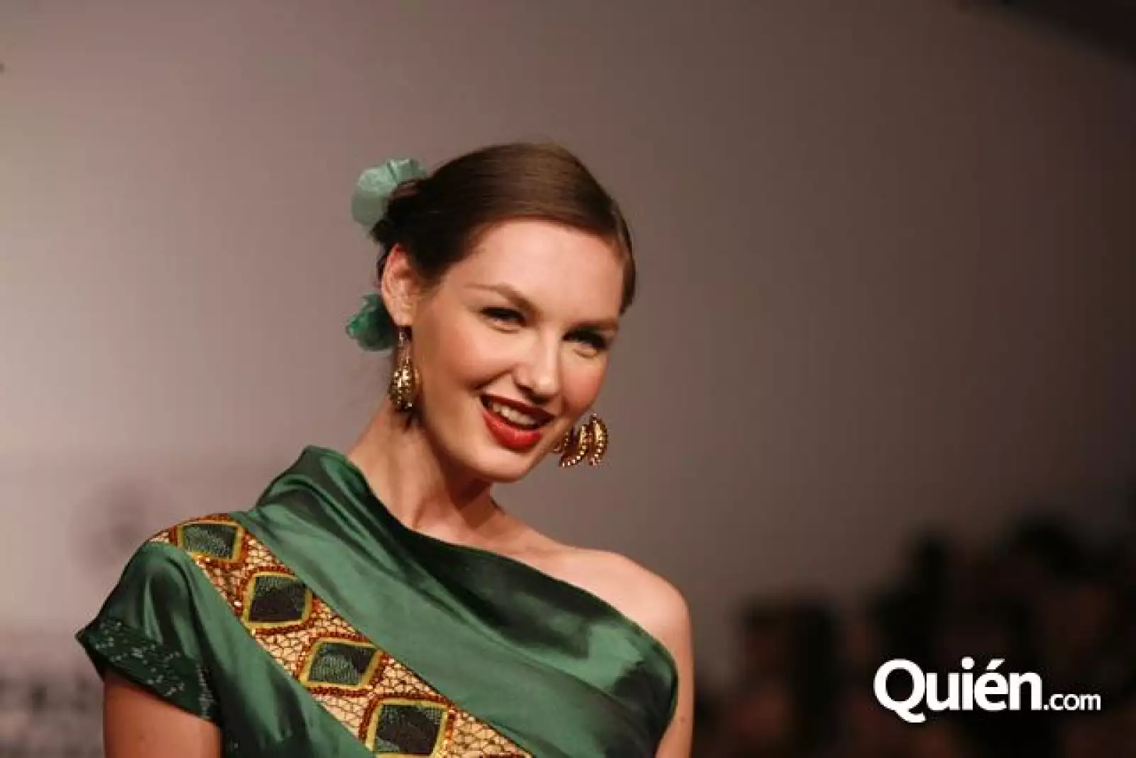 Mercedes  Benz Desfile Lydia Lavin