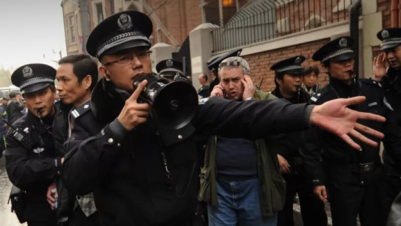 Policia detiene a manifestantes
