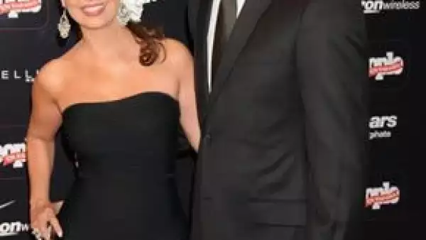 Calificó como tontería suponer que El Sol causó el conflicto en su matrimonio.