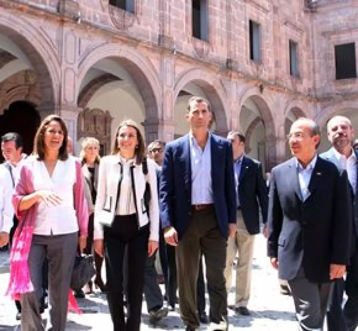 Los príncipes de Asturias llegaron este lunes a Morelia y realizaron un tour por diferentes lugares como la Catedral y otros lugares históricos.