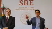 CIUDAD DE MÉXICO, 04AGOSTO2019.- Marcelo Ebrard Casaubon, secretario de Relaciones Exteriores, ofreció una conferencia de prensa para informar sobre los hechos sucedidos en El Paso, Texas. Lo acompañó Roberto Velasco, director general de Comunicación Social. 
FOTO: GRACIELA LÓPEZ /CUARTOSCURO.COM