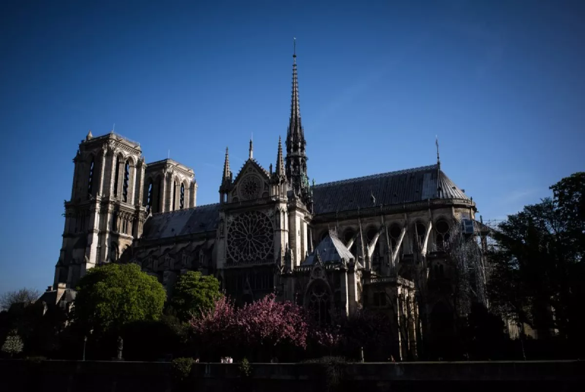 Notre Dame - aguja - reconstrucción