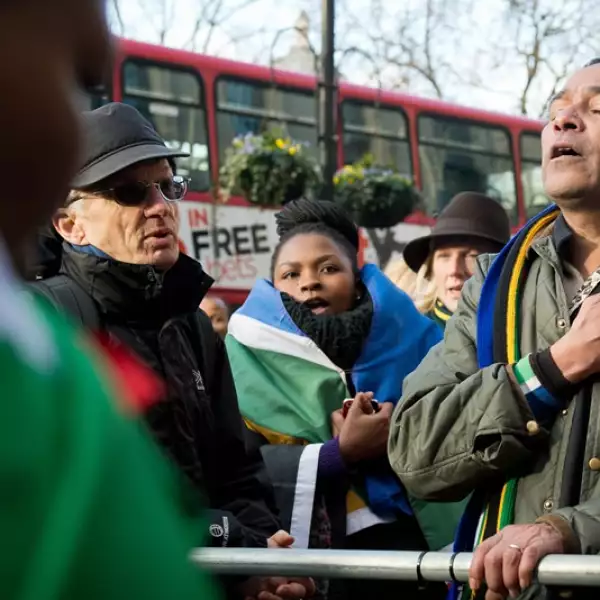 muestras de cariño por nelson mandela