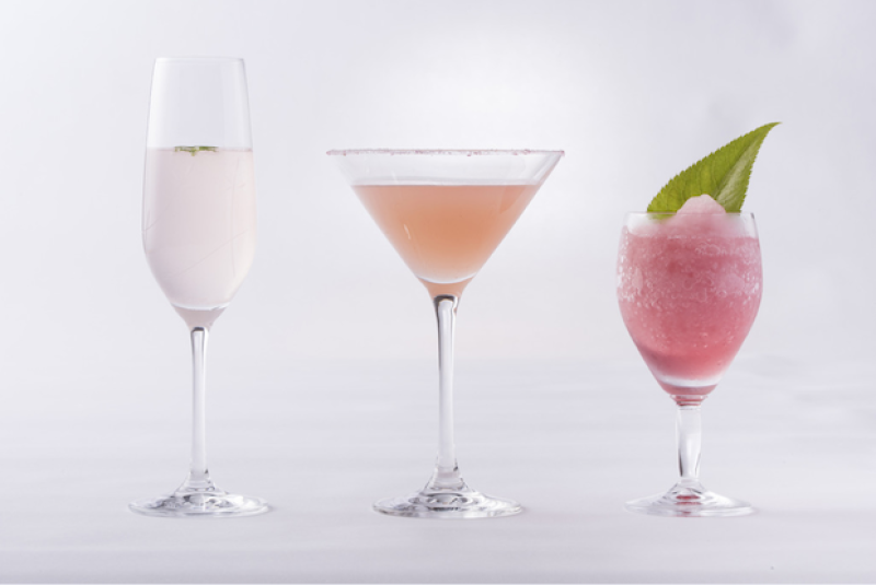 Cocteles en Peter: The bar
