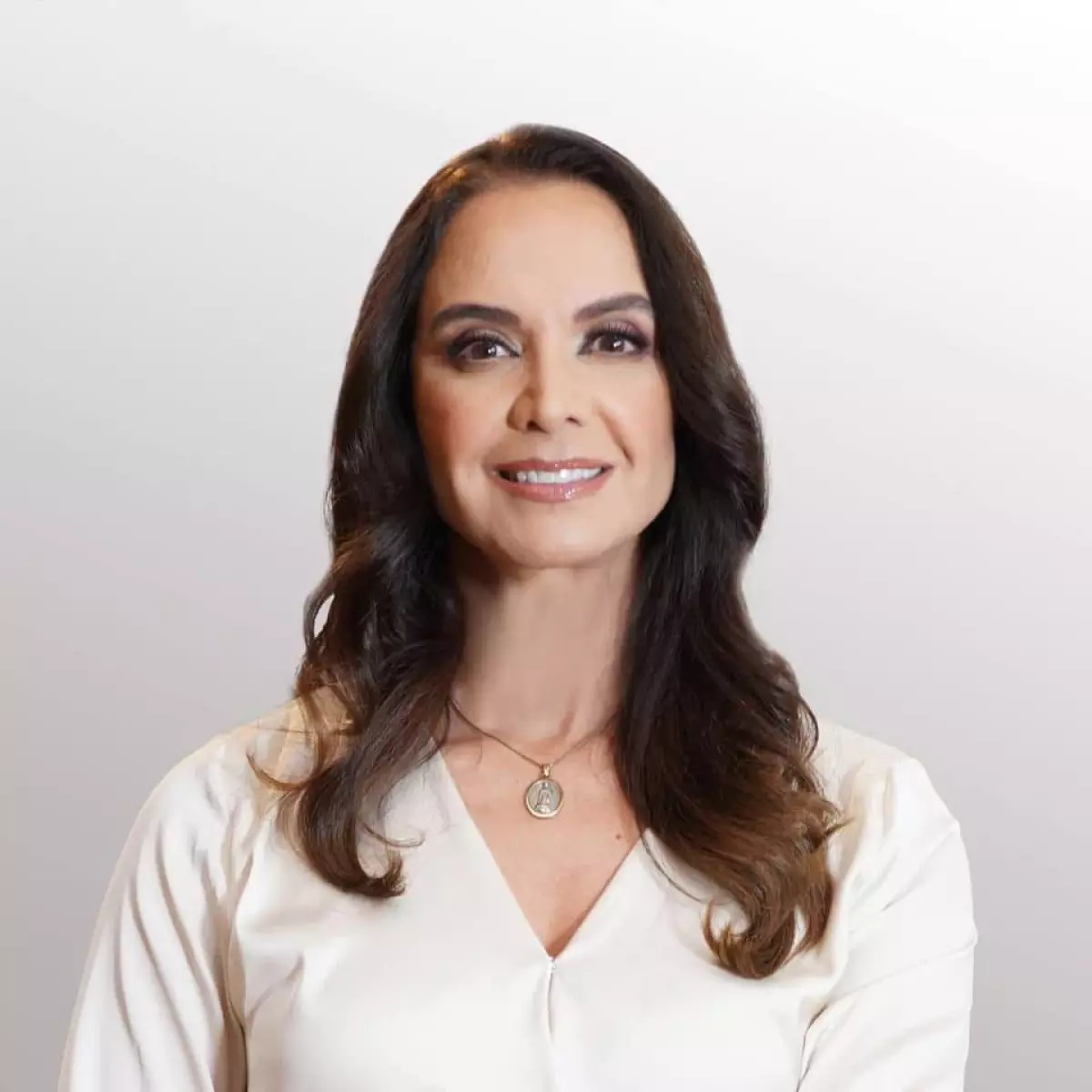 Facebook Lupita Jones.jpg