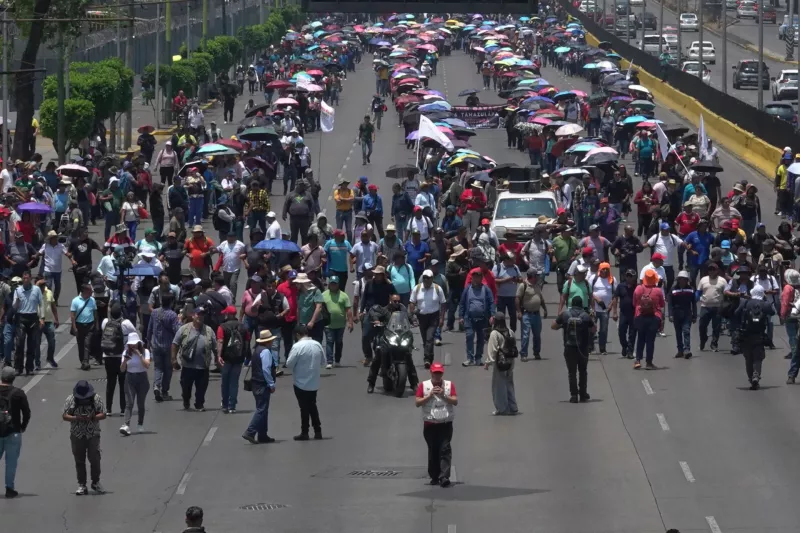 Bloqueo CNTE en AICM