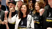 Fran Drescher, presidenta del SAG-AFTRA durante el anunció del estallido de la huelga de actores. 