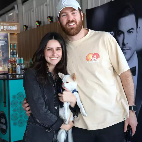 Ana Fernanda Huizar, tiki y Sebastián Ibargüengoitia 