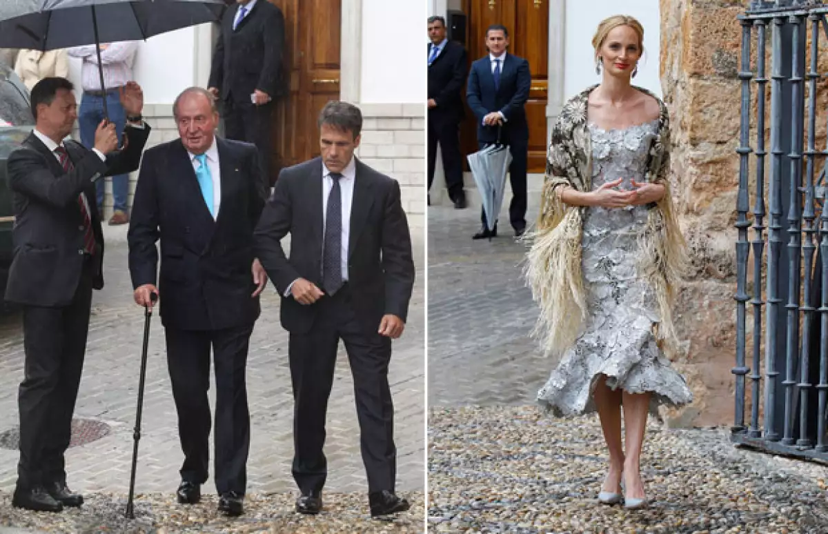 El rey Juan Carlos y Lauren Santo Domingo fueron captados a su llegada a la iglesia.