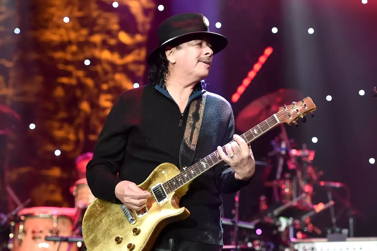 carlos-santana
