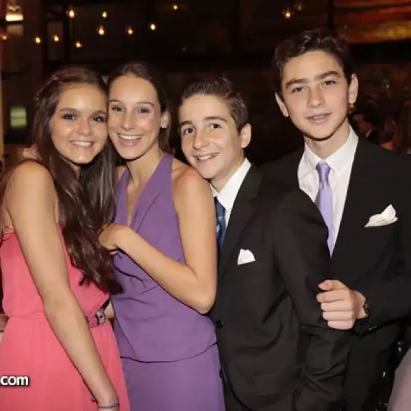 Lucía Cordero,Alexa Barroso,Rodrigo Aiza,Héctor Grisi
