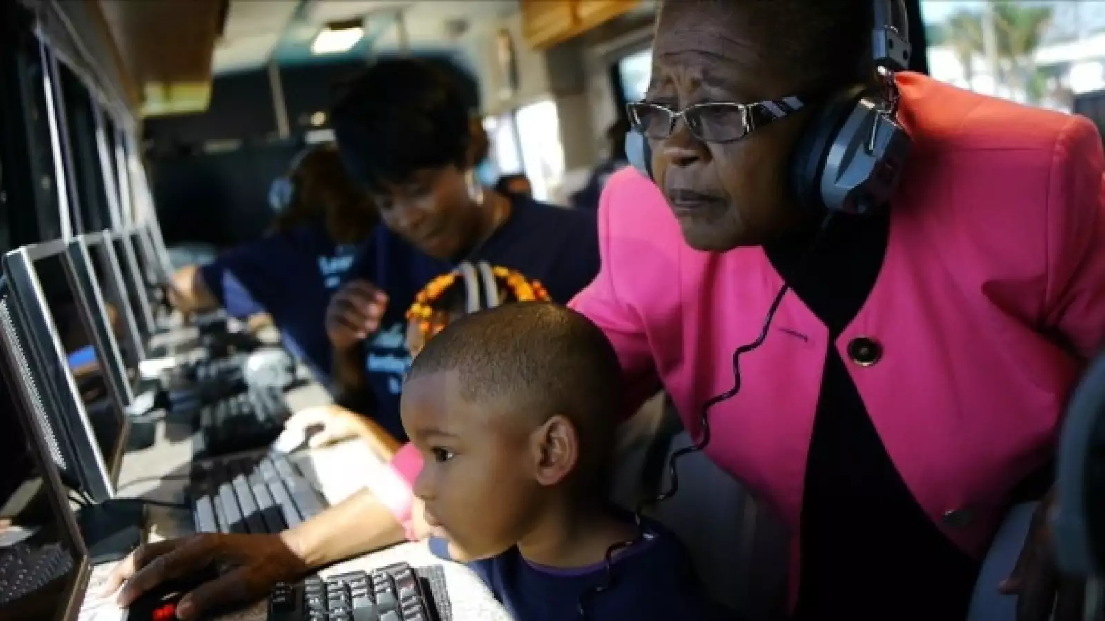 camión internet héroes