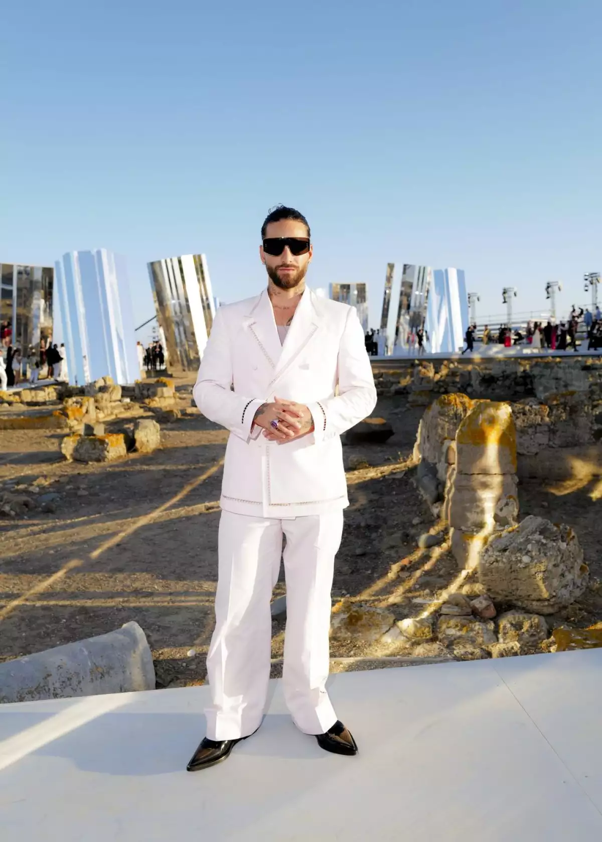 Maluma entre los latinos presentes en el desfile de Alta Moda de D&G.