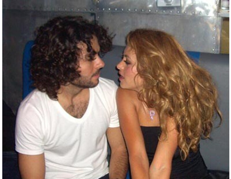 Se dijo que la razón por la que Chema y Pau terminaron tenía que ver con Bárbara Mori, sin embargo, los involucrados nunca lo confirmaron.