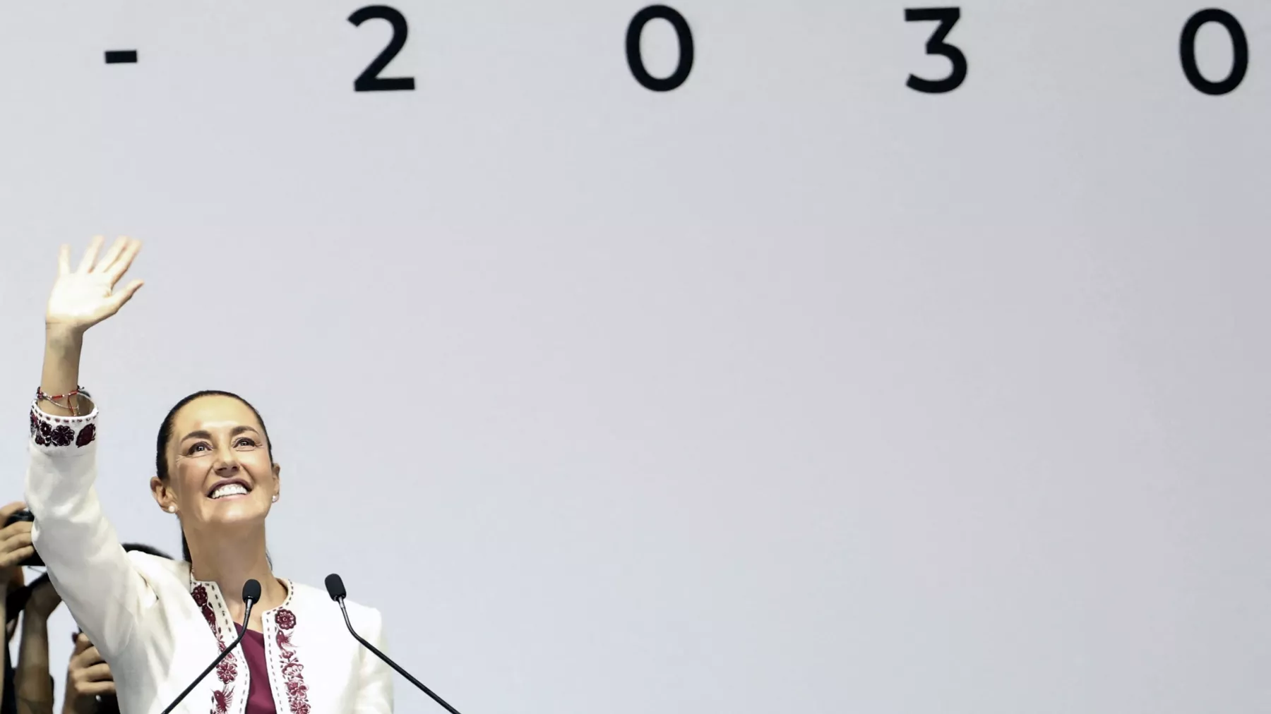 Tipo de cambio reaccionará a primeros mensajes de Sheinbaum