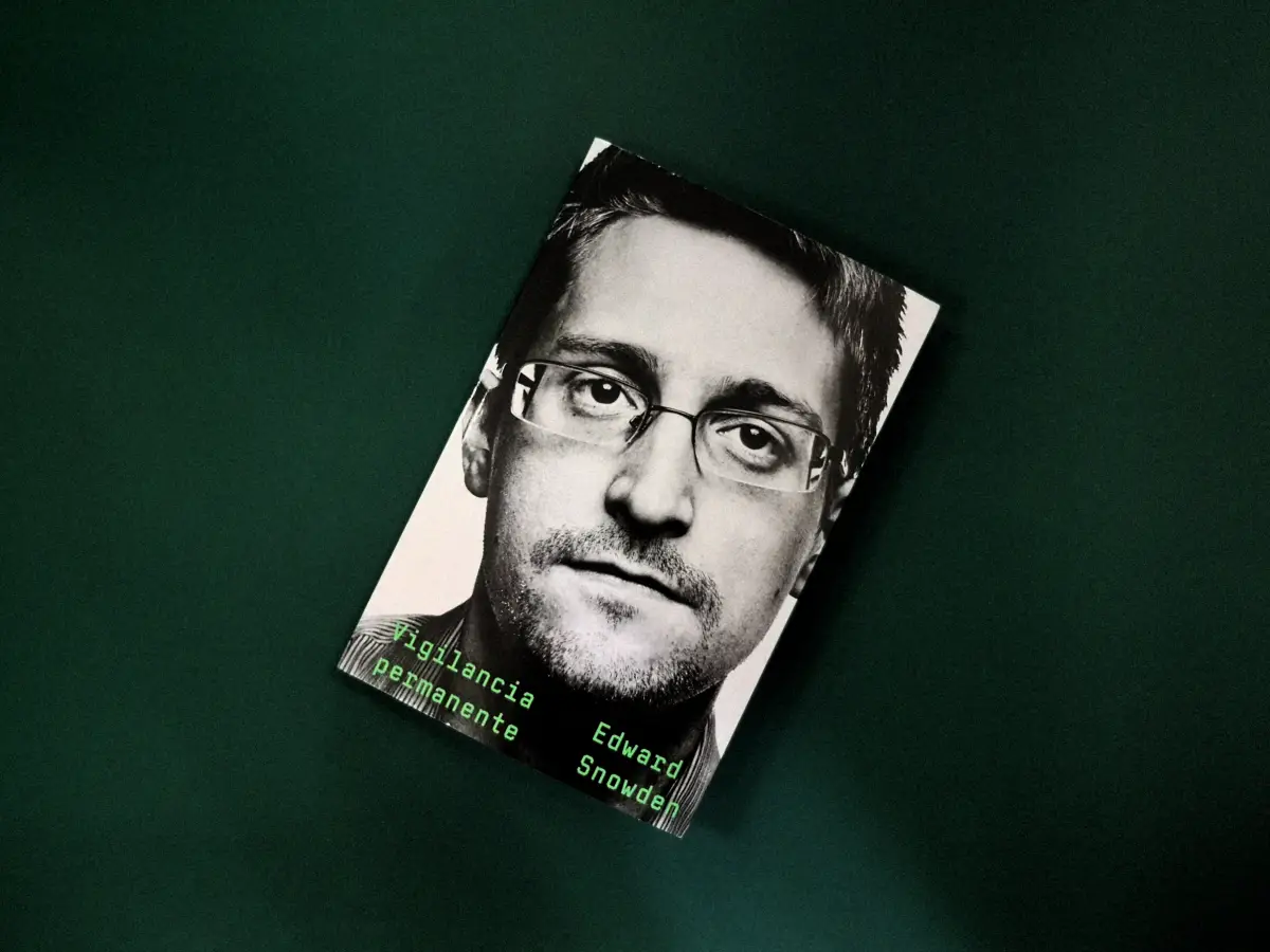 Vigilancia permanente de Edward Snowden