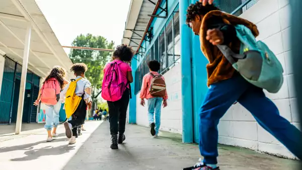 ¿Más vacaciones, mejor educación? Los países que dan más descanso a sus alumnos