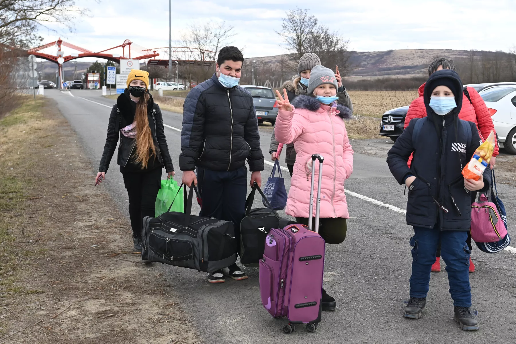 500,000 refugiados ucranianos en países fronterizos.