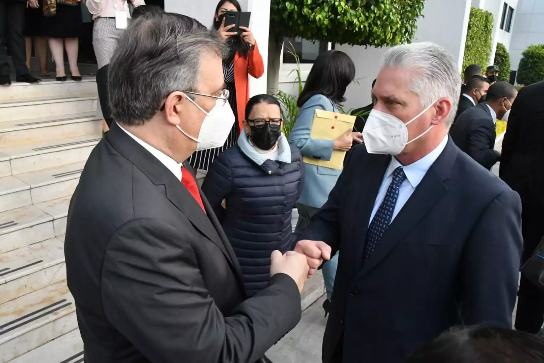 Es un honor llegar a la entrañable tierra azteca: Díaz-Canel, presidente de Cuba