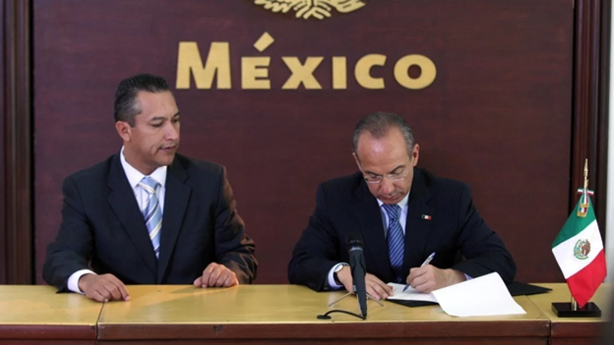 blake mora y calderon decretan ley