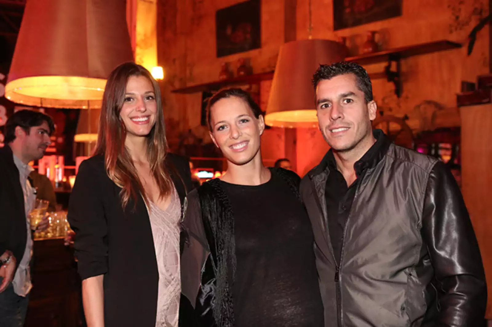 Daniela Frid,Deborah Jiménez,Matias López