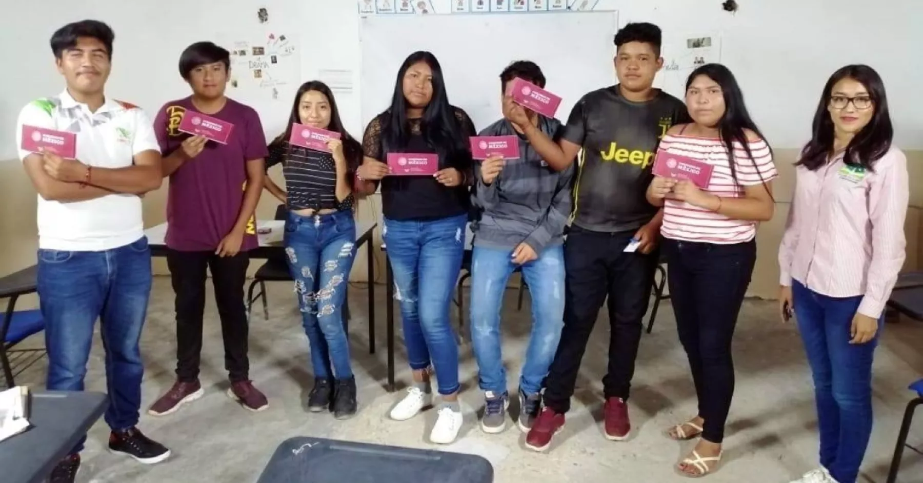 cuando-dan-beca-benito-juarez-.jpg