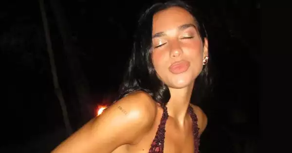 dua-lipa-red blush.jpg