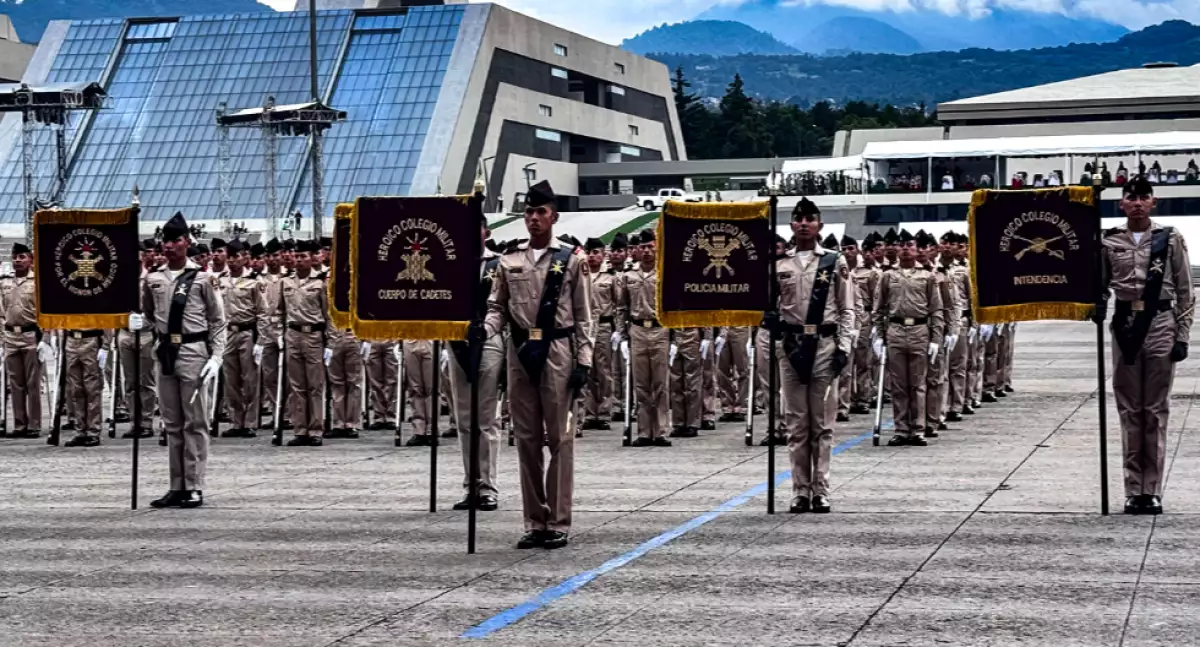 Horario y calles cerradas de la CDMX por el desfile militar del 16 de septiembre en el Zócalo