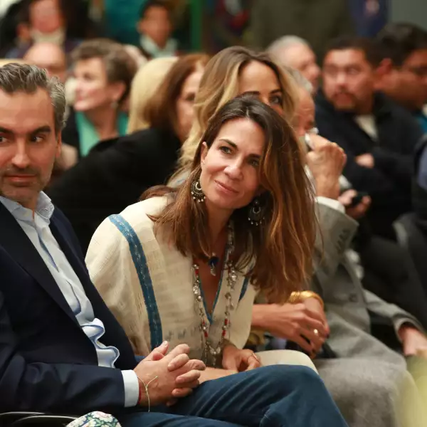 HOMENAJE A MARIE THÉRÈSE HERNAND DE ARANGO